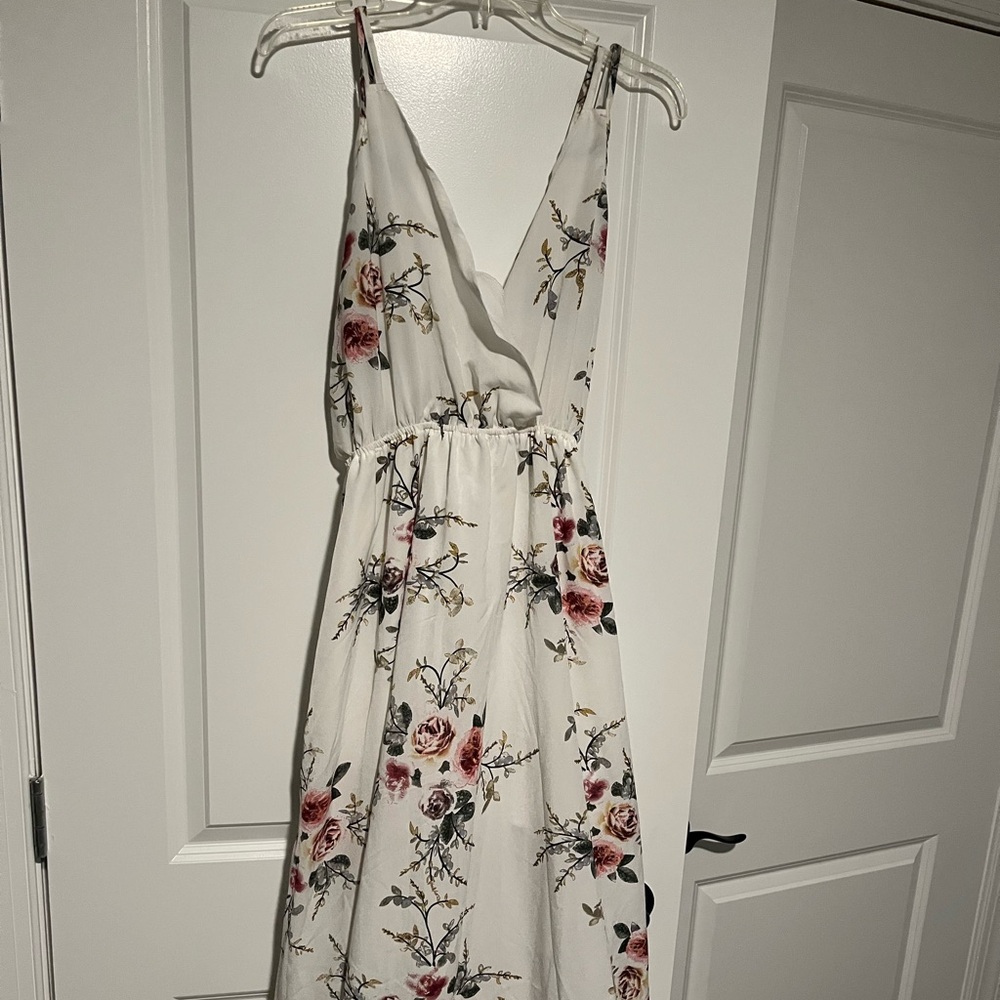 Floral White Maxi Dress
